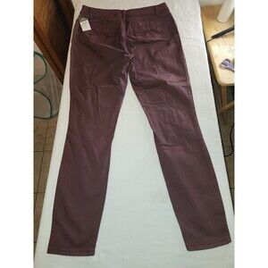 New Women/Junior Rue 21 Red Distressed Ripped Jeans Size 13